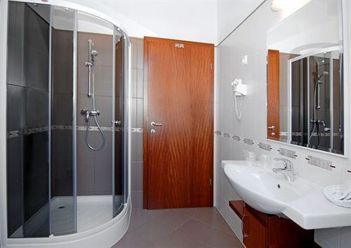 Lajta Park Hotel 4*